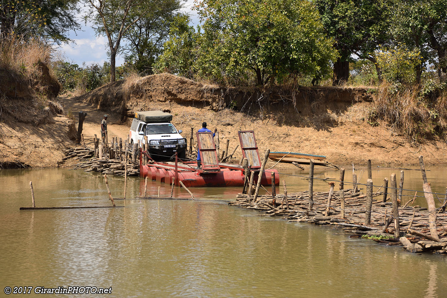 Traversée de la Luangwa River